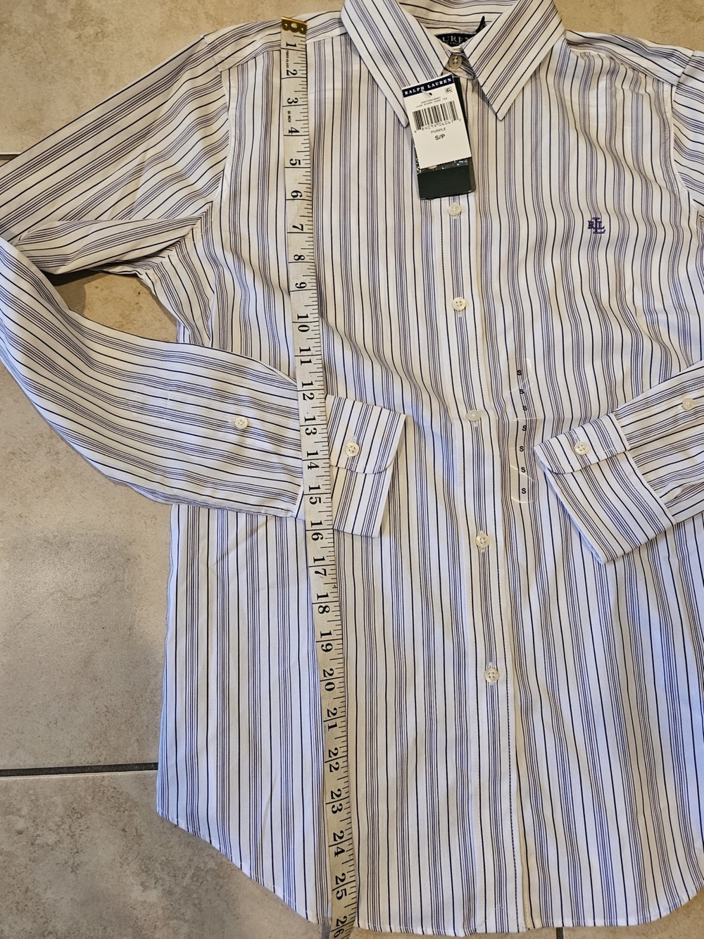 Ralph Lauren Broadcloth Button up Shirt - Picture 8 of 8